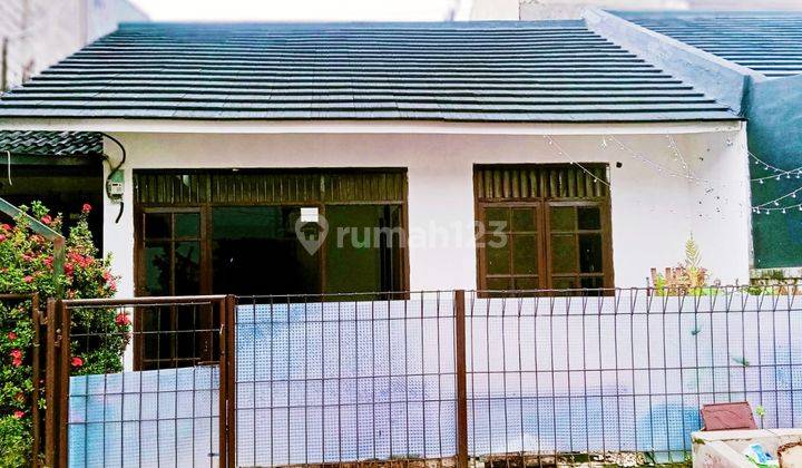 Jual Cepat Rumah Unfurnished SHM di Jl. Melati, Depok 1