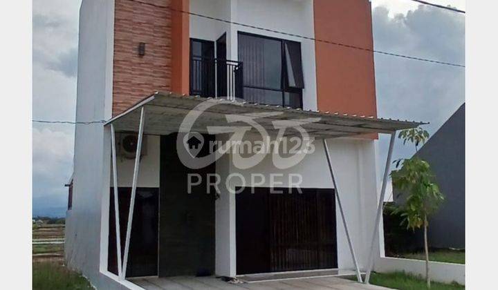 Rumah 2 Lantai Semi Furnished SHM di Kasokandel, Majalengka 1
