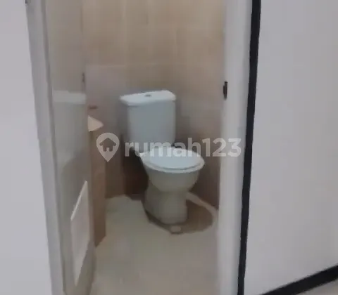 Rumah Kontrakan Sukolilo dian Regency Wonocolo, Surabaya 2