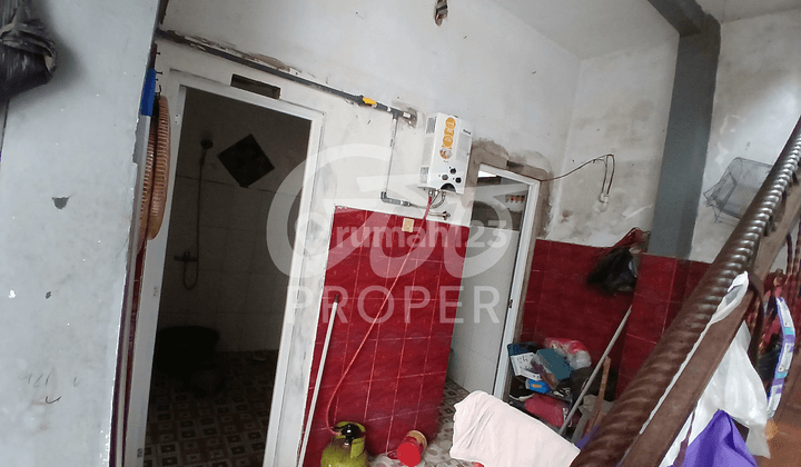 Rumah Bagus Unfurnished di Jl. Simpang Teluk Grajakan, Malang 2