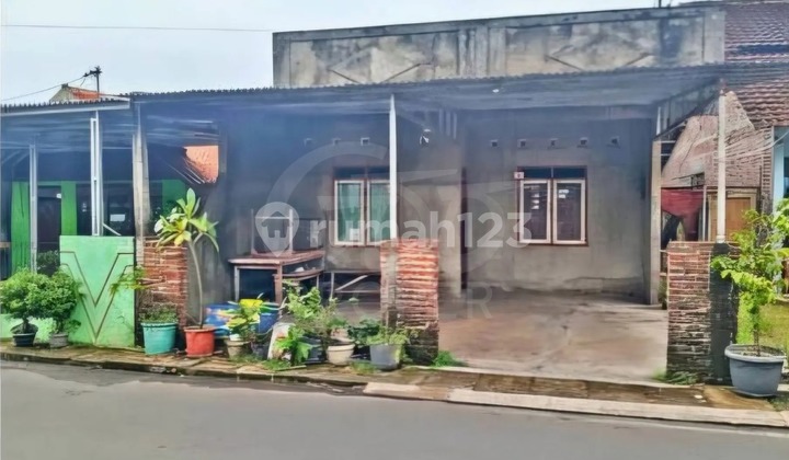 Jual Rumah Siap Huni di Jl. Candi Pawon Daerah Ngaliyan Kota Semarang Jawa Tengah 1