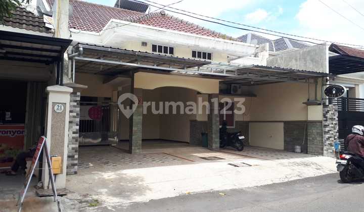 Jual Rumah Kost Mewah Jl. Emas, Blimbing Malang Jual Rumah Kost Mewah Jl. Emas, Blimbing Malang