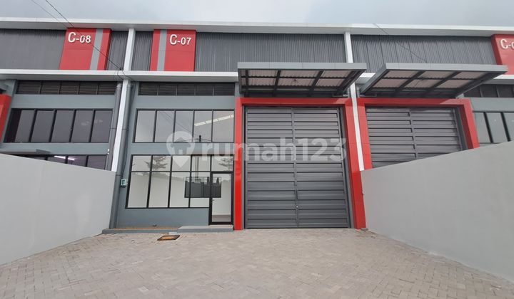 Selling Good Warehouse 400 m2 in Singosari Warehouse Complex, Malang