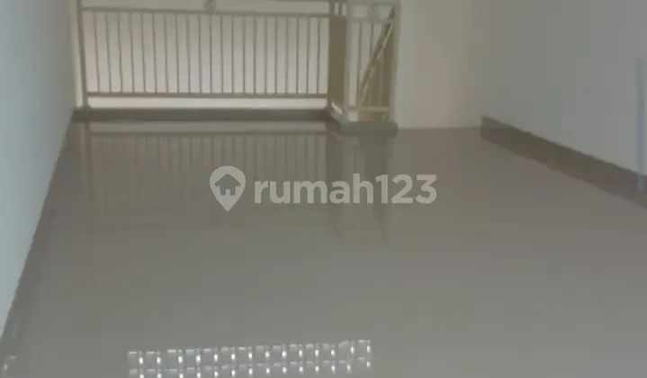 For Sale: 2-Storey Ready-to-Occupy Shop House with HGB in Banyu Urip, Surabaya 2