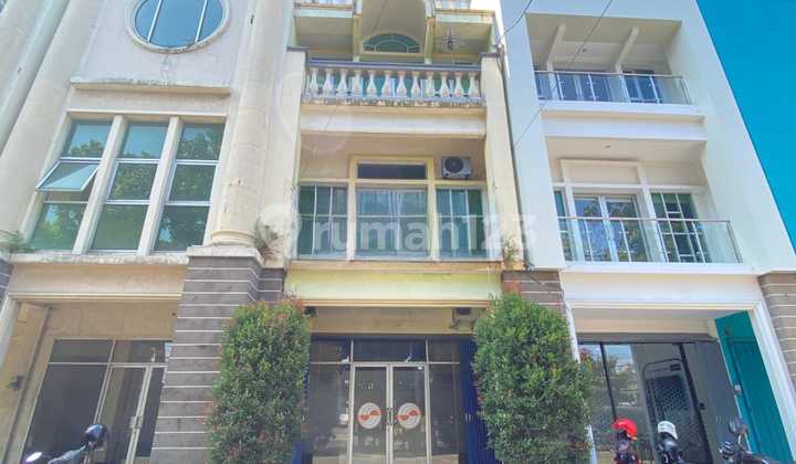 Jual Ruko Bagus 225 m2 SHM dekat Terminal dan Stasiun Blimbing, Malang