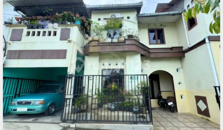 Sell Strategic Boarding House on Jl. Kapuas, East Ungaran Area, Semarang