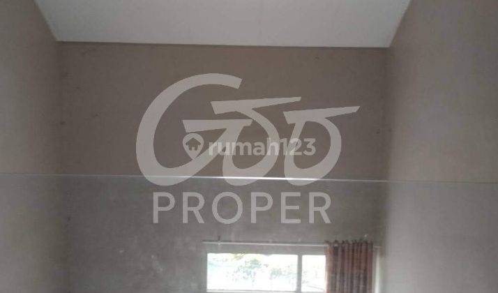 Rumah 3 Lantai Unfurnished SHM di Grand View Curug, Tangerang 2