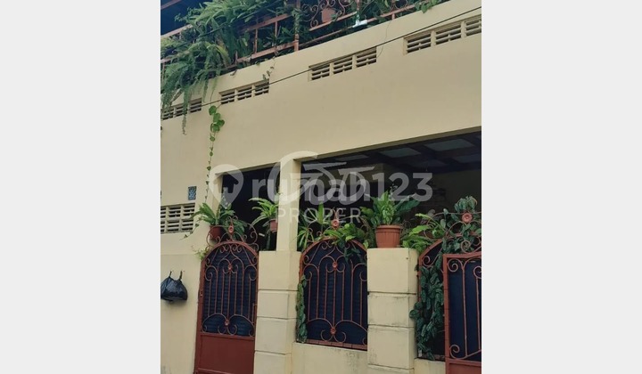 Jual Rumah 2 Lantai di Perumahan Puri Wirokerten Asri Banguntapan Bantul Yogyakarta (Nego) Jual Rumah 2 Lantai di Perumahan Puri Wirokerten Asri Banguntapan Bantul Yogyakarta (Nego)