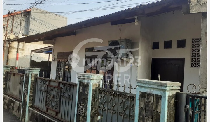 Jual Rumah Siap Huni di Jl. Pertanian Pancoran Mas Depok Jawa Barat
