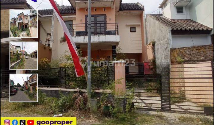 Rumah 2 Lantai di Perum Bajangratu Inside Dekat Terminal , Malang 1