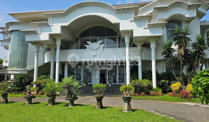 Sell Luxury House on Jl. Puncak Tidar, Dau District, Malang Regency, East Java