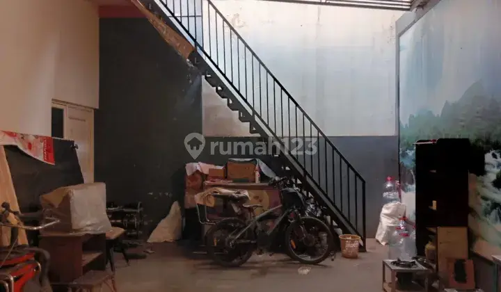 Ruko Bagus 2 Lantai SHM di Maharaja Residence Lowokwaru, Malang Kota 2