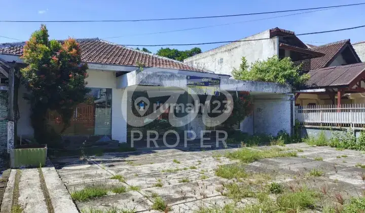 Rumah Strategis Disewakan di Tengah Kota Jl Dieng Malang 2
