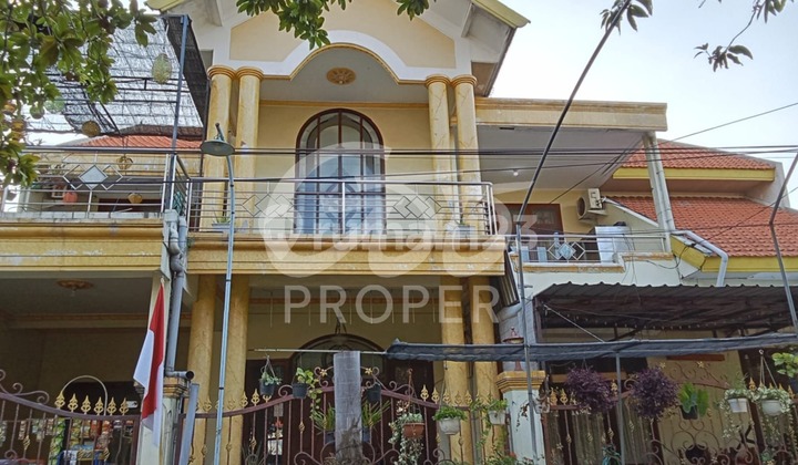 TURUN HARGA Rumah 2 Lantai Semi Furnished SHM Candi, Sidoarjo