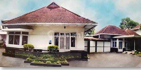 For Sale: Beautiful Dutch-Style House on Ijen Street, Klojen, Malang For Sale: Beautiful Dutch-Style House on Ijen Street, Klojen, Malang