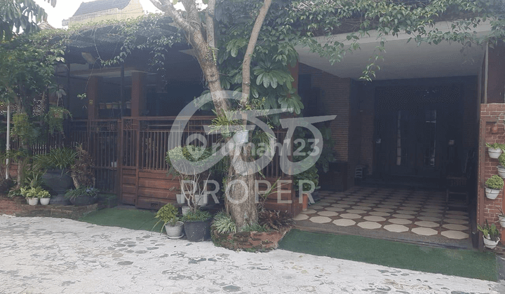 Rumah 2 Lantai Furnished SHM di Jl. Manunggal Abm Permai, Malang 1