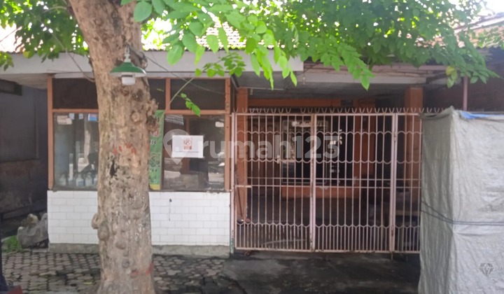 Sell Ready-to-Occupy House on Jl. Veteran, Sananwetan Area, Blitar City