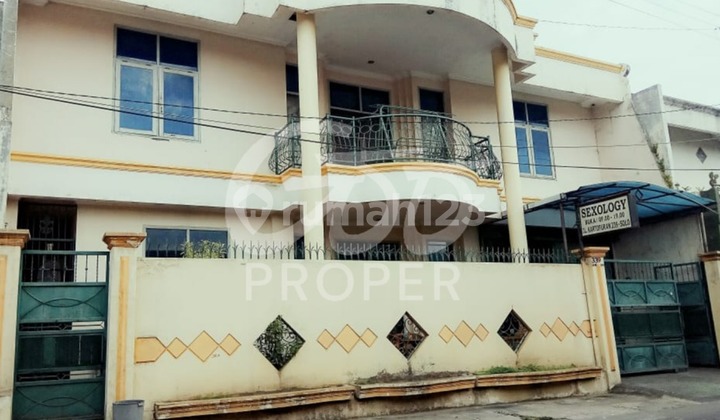 Rumah Modern Unfurnished SHM di Singosaren Serengan, Solo Rumah Modern Unfurnished SHM di Singosaren Serengan, Solo