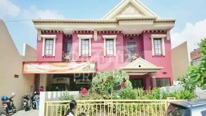 Jual Rumah Bonus Ruang Usaha 2 Lantai, SHM Jl. Comal Malang Bebas Banjir Jual Rumah Bonus Ruang Usaha 2 Lantai, SHM Jl. Comal Malang Bebas Banjir