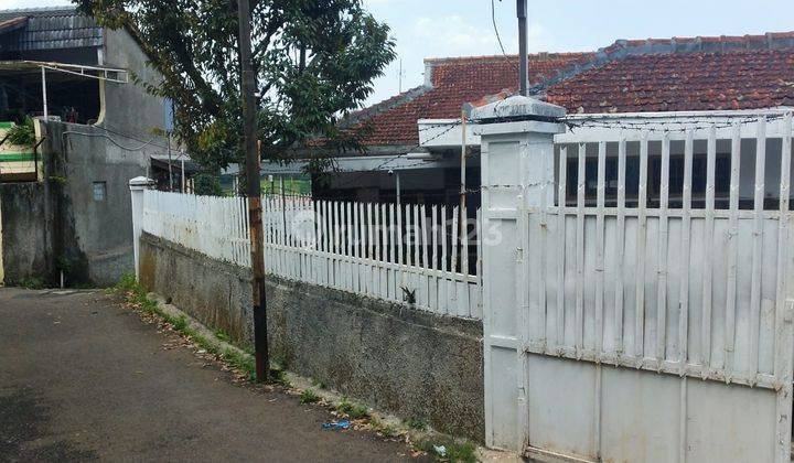 Rumah Dekat Lapangan Golf di Komplek Ardini Dago Bandung, Bandung 2