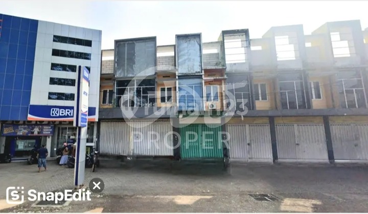 For Sale/Rent 2-Story Shop House + Land on Jl. Raya Mangliawan, Pakis, Malang