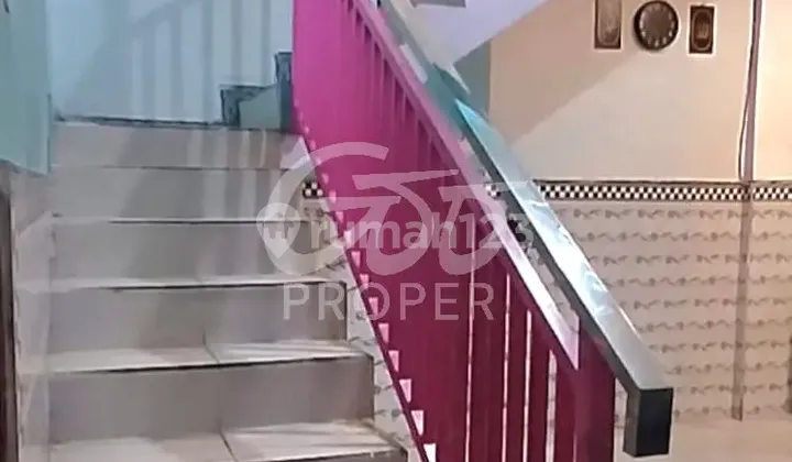 Jual Rumah 2 Lantai Nyaman di Griya Japan Raya Daerah Sooko Mojokerto Jawa Timur 2