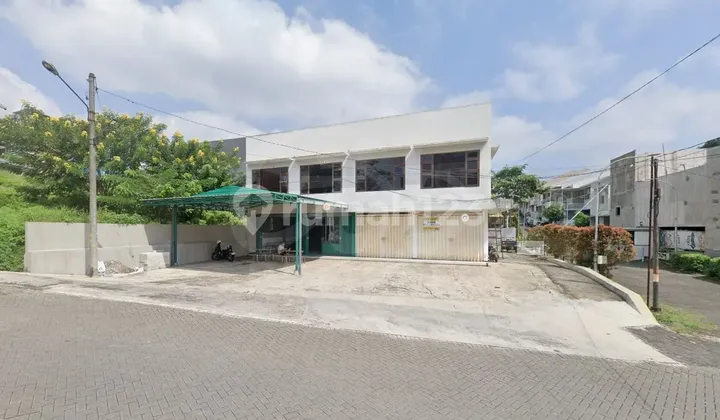 Selling 2 Shophouses with Bonus Land in Lembah Dieng Area near Unmer Sukun Malang 2