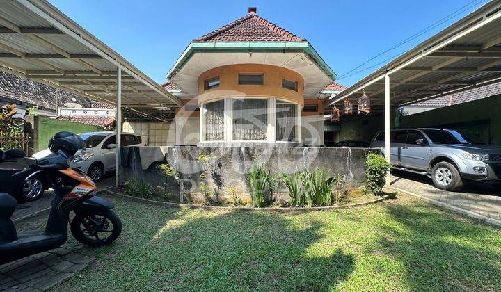 Rumah Classic Dijual di Jl Raung Malang 1