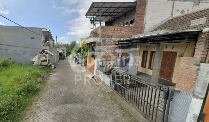 For Sale SHM House in Diamond Park Housing Estate, Batu, East Java 2