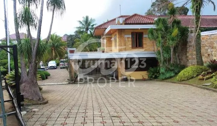 Jual Vila Eksklusif Lokasi Strategis di Ciawi Puncak Bogor Jawa Barat