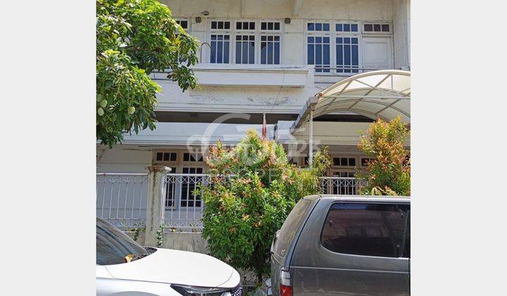 Rumah 2 Lantai SHM di Siwalankerto Wonocolo, Surabaya Rumah 2 Lantai SHM di Siwalankerto Wonocolo, Surabaya