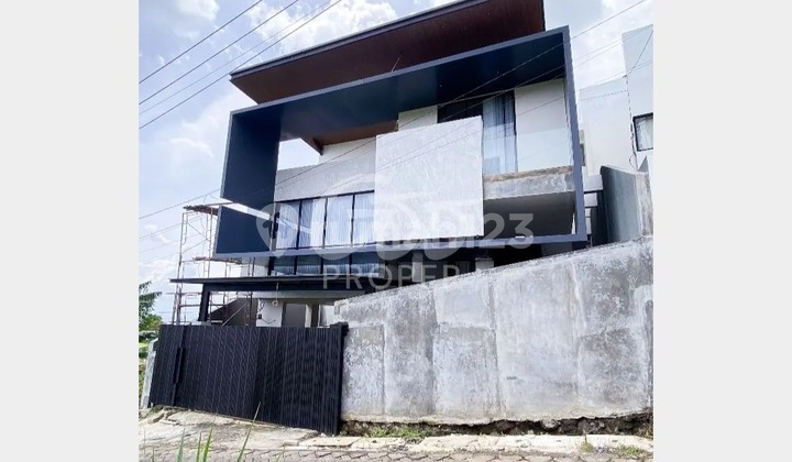 Jual Villa Mewah (Selangkah Dari Wisata Bns) di Jl. Alpukat Oro Oro Ombo Kota Batu Jawa Timur