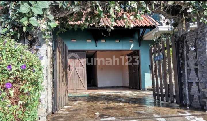 Good House Unfurnished SHM Bundaran Blimbing Indah Araya, Malang 2