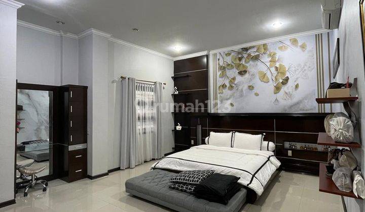 rumah 3 lantai furnished jalan pukat banting 1 medan 1