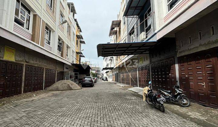 Jual Harga Miring Townhouse Panjang 4 Tingkat Siaphuni Sunggal 2