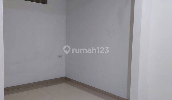 Rumah Sewa Bagus & terawat dalam cluster di Cipinang, Jakarta Timur 10