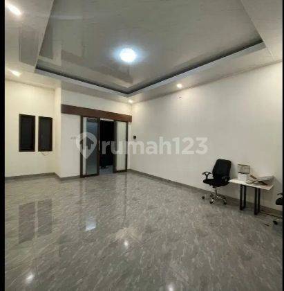 Rumah Sewa Bagus di lokasi Strategis  3