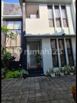 Rumah Sewa Townhouse Bagus dalam Cluster di Jakarta Selatan 2