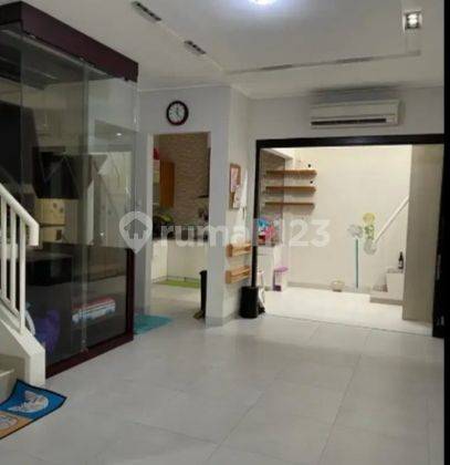 Rumah Sewa Bagus, bebas banjir dalam Cluster di Jakarta barat  4