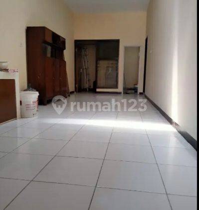 Rumah Sewa Sudah Renovasi Total di kawasan elit Jakarta Timur  6