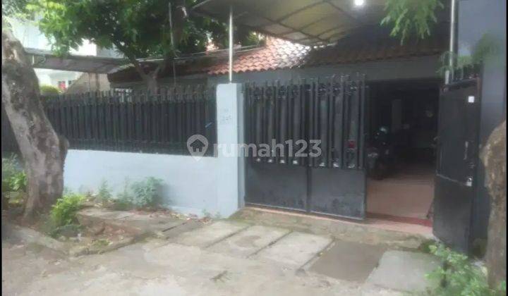 Rumah Sewa bisa untuk kantor di Jakarta Pusat 1