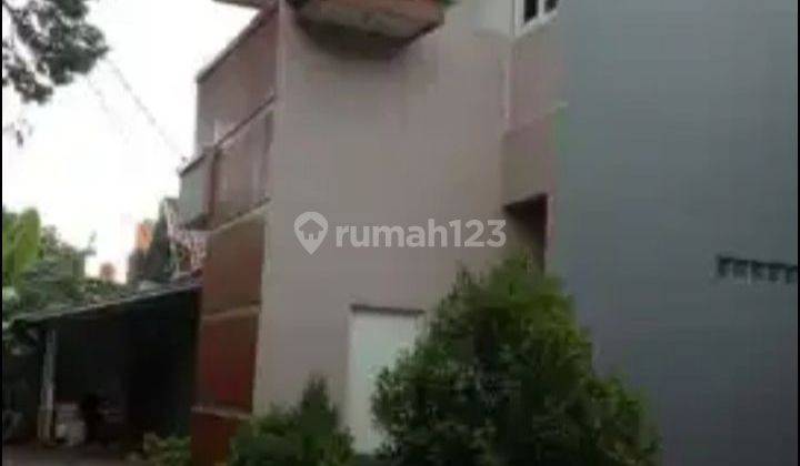 Rumah Sewa Baru, Asri & Strategis di Jakarta Timur 2