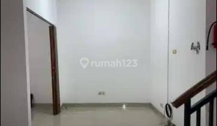 Disewakan Rumah 3 Kamar Tidur Kayu Putih Jakarta Timur 2