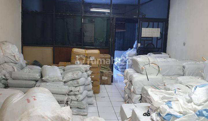 Disewakan murah ruko di taman ratu 1