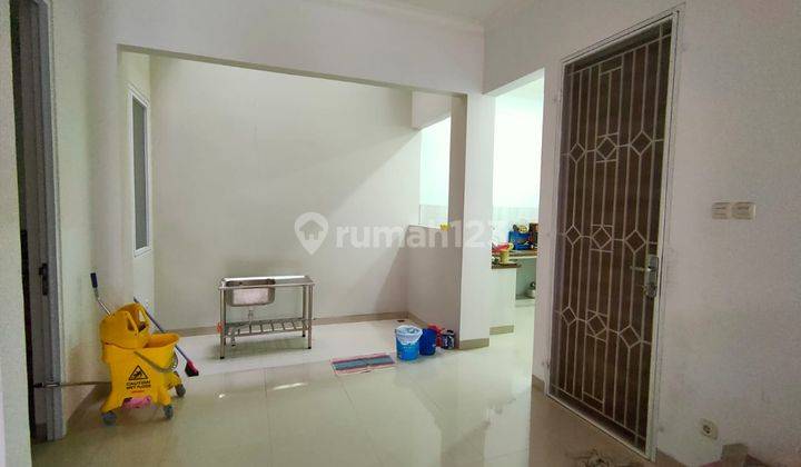 Jual rumah baru di taman meruya  8