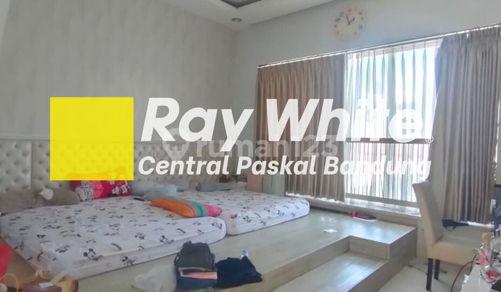 Rumah Bangunan 2 Lantai di Taman Kopo Indah 3 Bandung