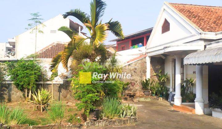 Rumah Asri Dan Nyaman di Tengah Kota Bandung 1