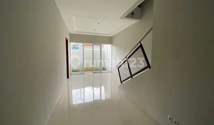 Rumah Dijual Daerah Awiligar 1