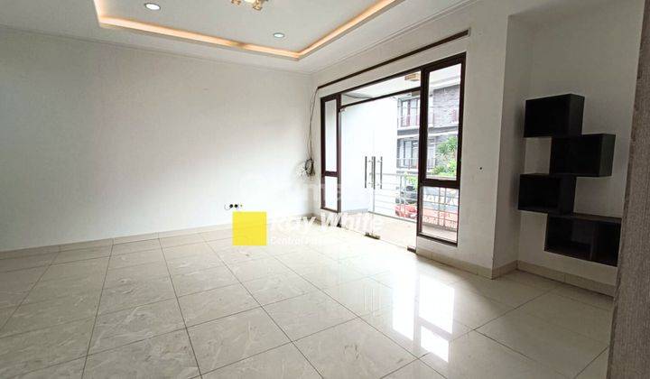 Rumah Mewah di Sudirman Townhouse Bandung 2