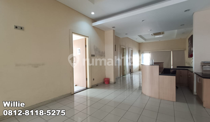 Rumah Strategis Unfurnished Riau cocok untuk usaha , Bandung 2